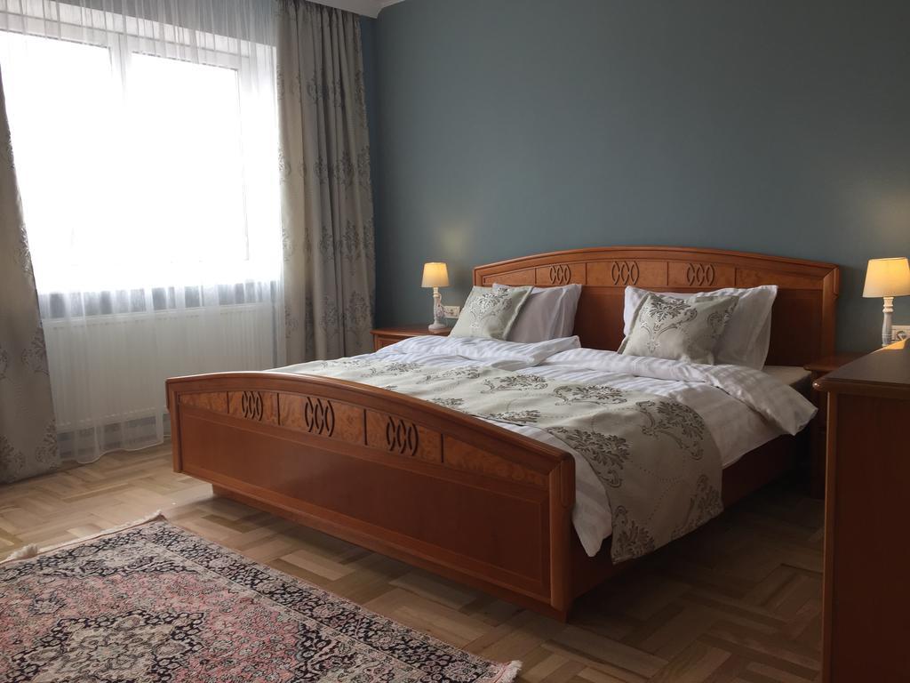 Kiem Premium Apartments Брашов Экстерьер фото